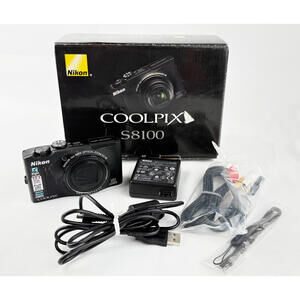 Nikon Coolpix S8100 Digital Camera with Accessories **WORKS GREAT**
